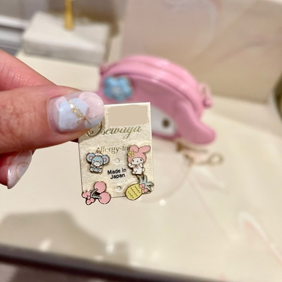 EUC Cute Sanrio Melody mini bag and accessory Lot - Picture 9 of 11